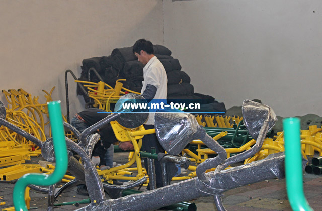 爱飞儿童游乐设备工厂一角图片26