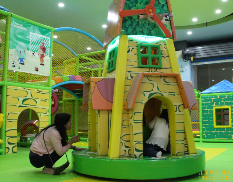 专业室内淘气堡的发展前景如何？